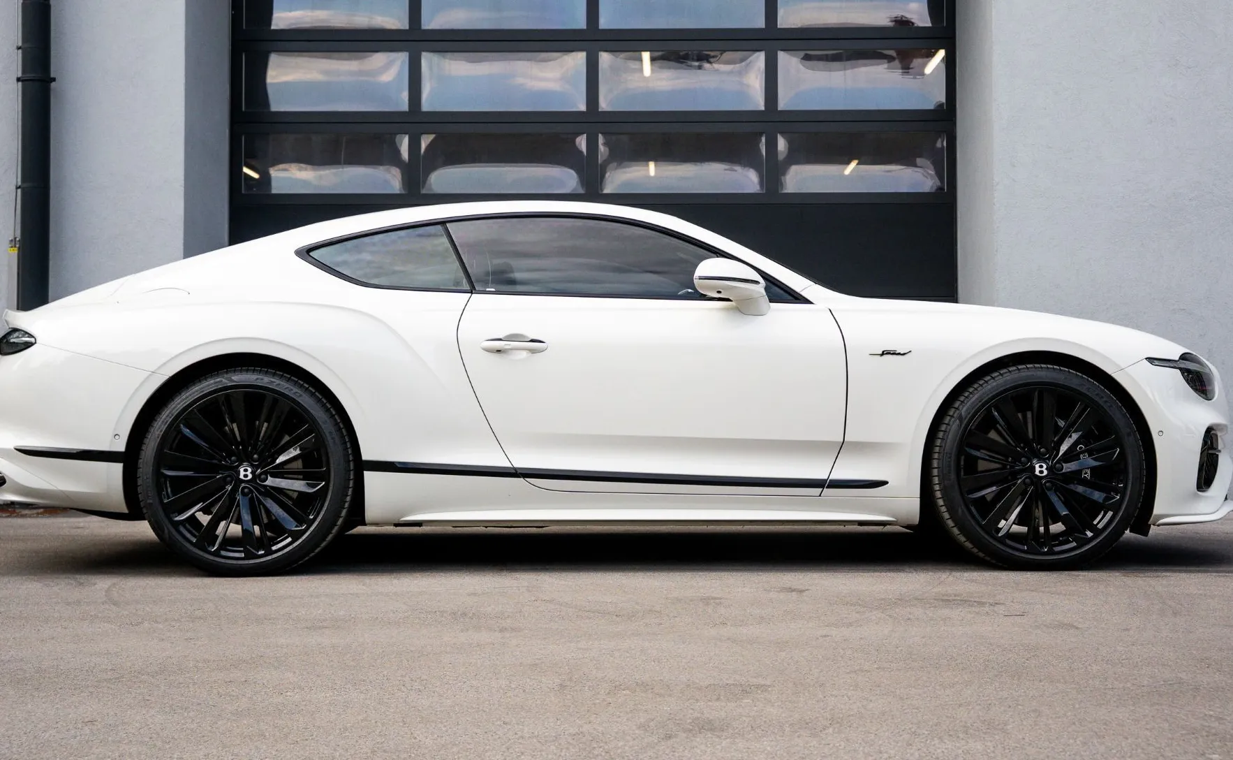 Zunanja slika - Bentley Continental - GT SPEED 780KM MULLINER-BLACKLINE-HLAJ-SED-BANG-22 - 4