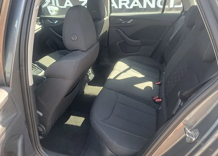 Zunanja slika - Škoda Kamiq - Ambition 1.0 TSI 70 kW ZELO LEP - 10