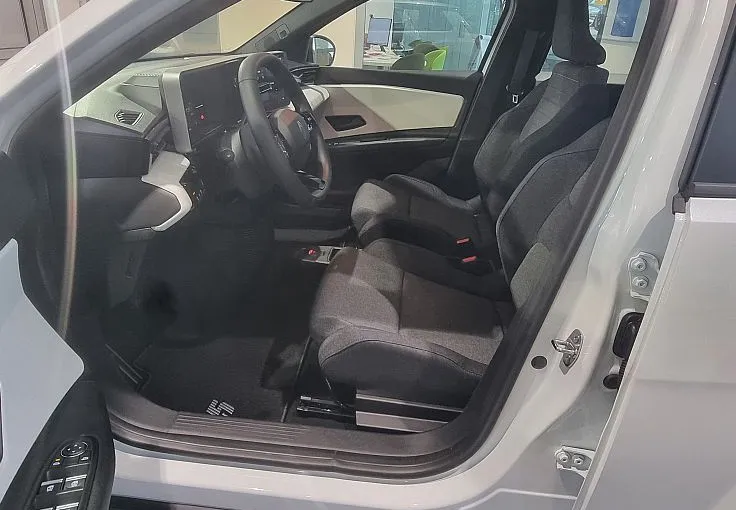 Zunanja slika - Renault 5 E-tech - Evolution EV40 90kW - 11