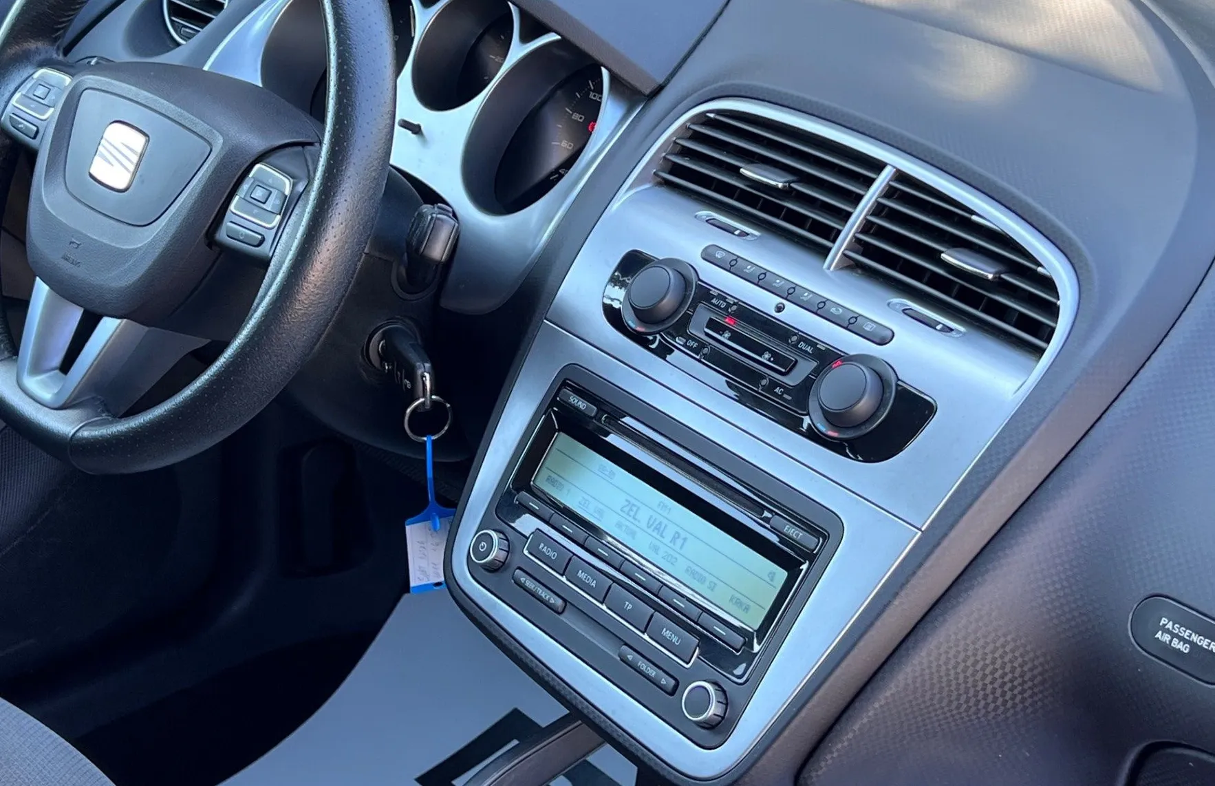 Zunanja slika - Seat Altea - 1.6 TDI+1.LAST+SLO+TEMP+ALU+SAMO 95.013 km - 17