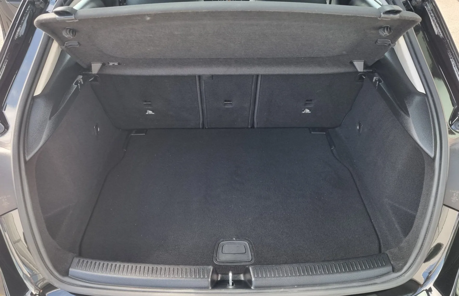 Zunanja slika - Mercedes-Benz A-Razred - A180 MHEV - AVTOMATIK-DAB-KAMERA-NAVIGACIJA - 13