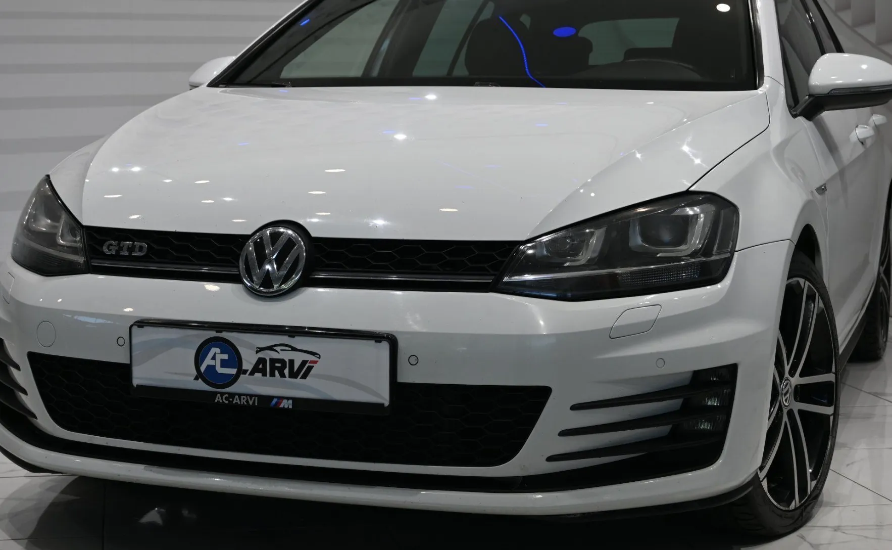 Zunanja slika - Volkswagen Golf - Variant 2.0 GTD BMT DSG - 3