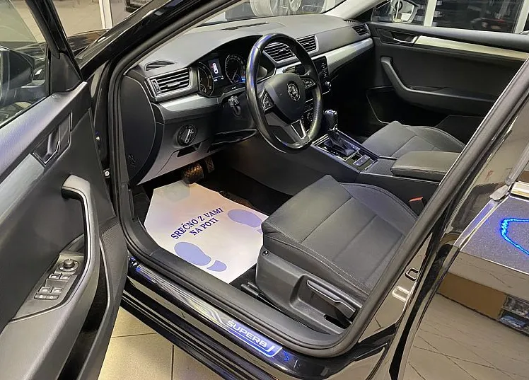 Zunanja slika - Škoda Superb - 2.0 TDI Active DSG 4X4 190 KS.  TOP AVTO - 9