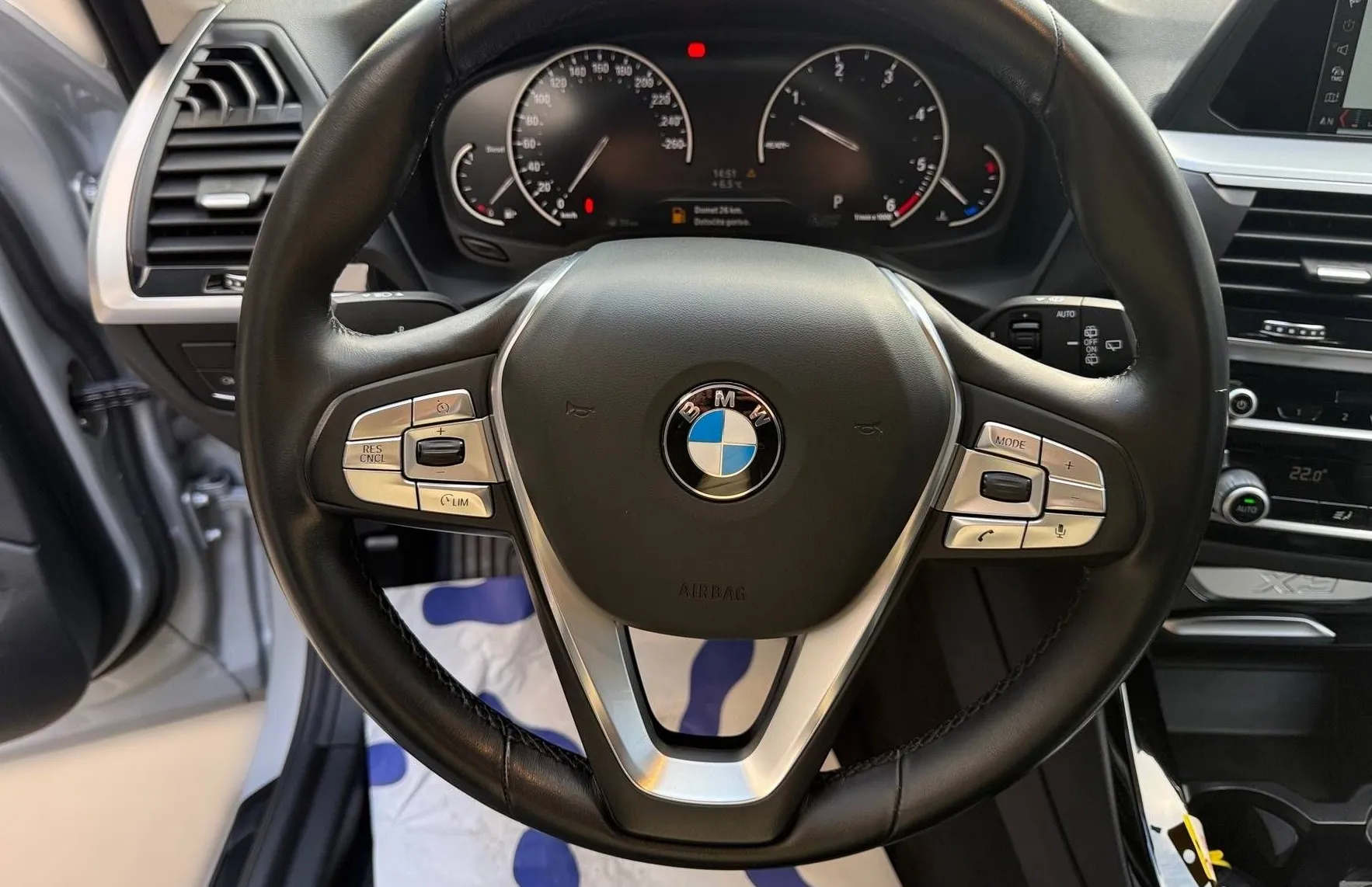 Zunanja slika - BMW X3 - serija : xDrive30d LED PDC TEMPOMAT USNJE KLJUKA  TOP - 16