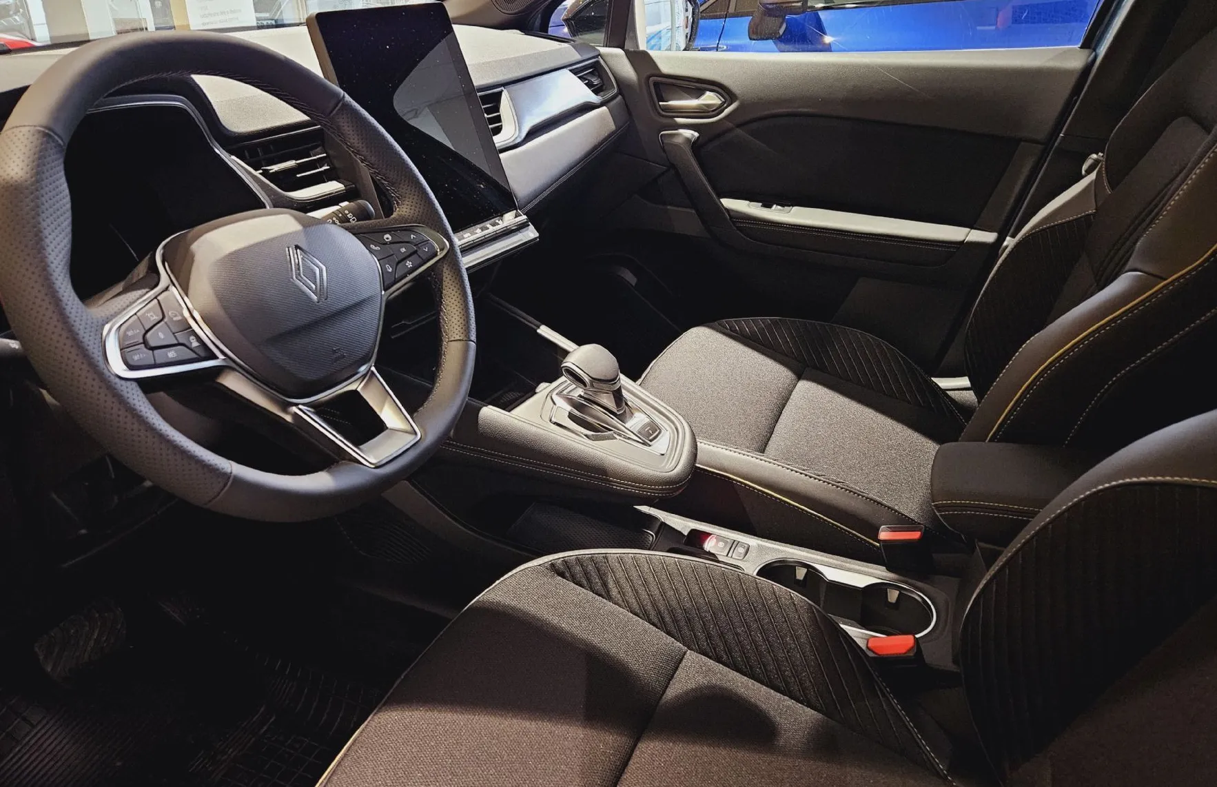 Zunanja slika - Renault Symbioz - E-Tech HYBRID 145 Iconic - 6