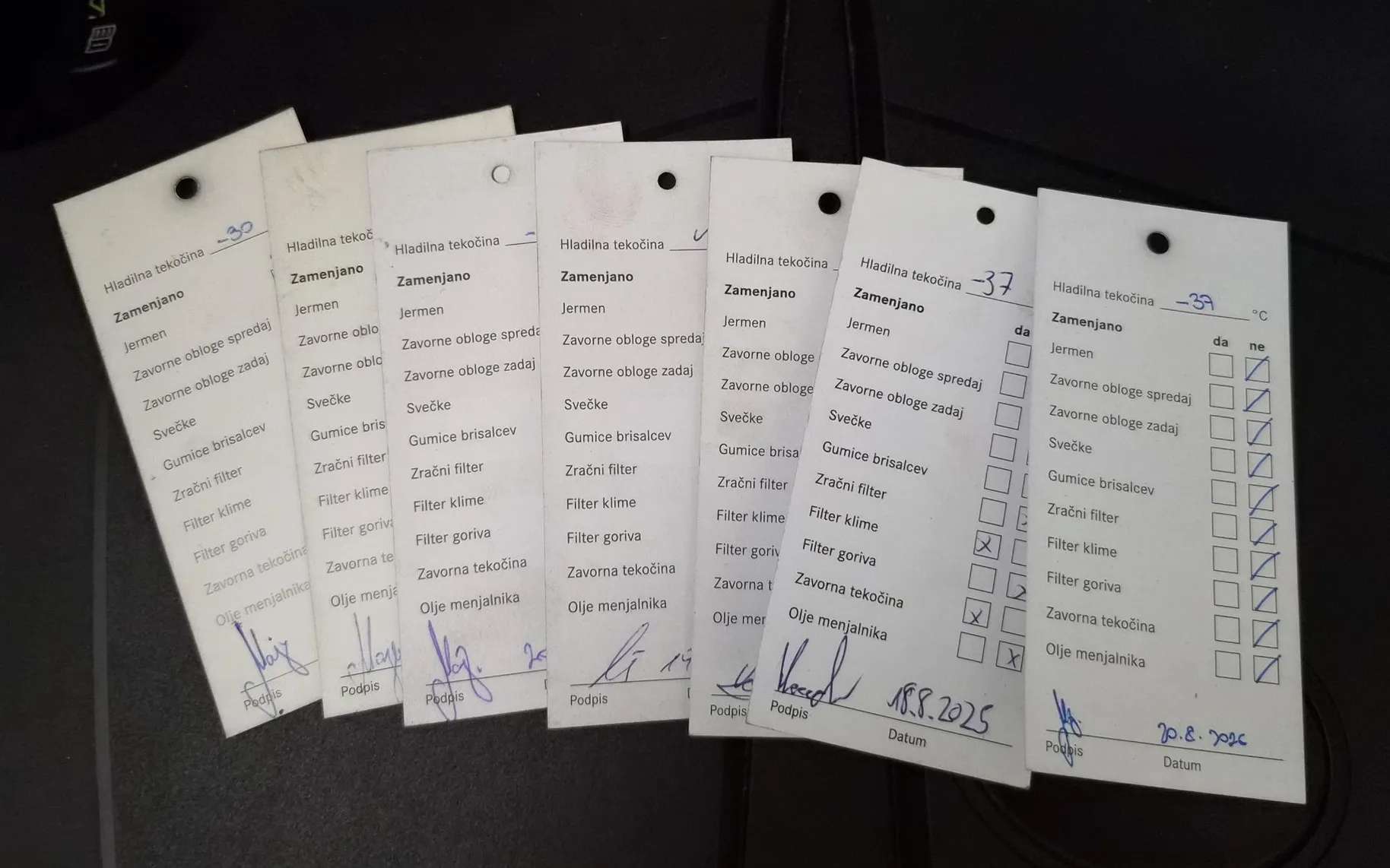 Zunanja slika - Mercedes-Benz GLA-Razred - GLA 200 d Avt.URBAN 1.LAST SLO TEMP KAM KEYLESS - 18