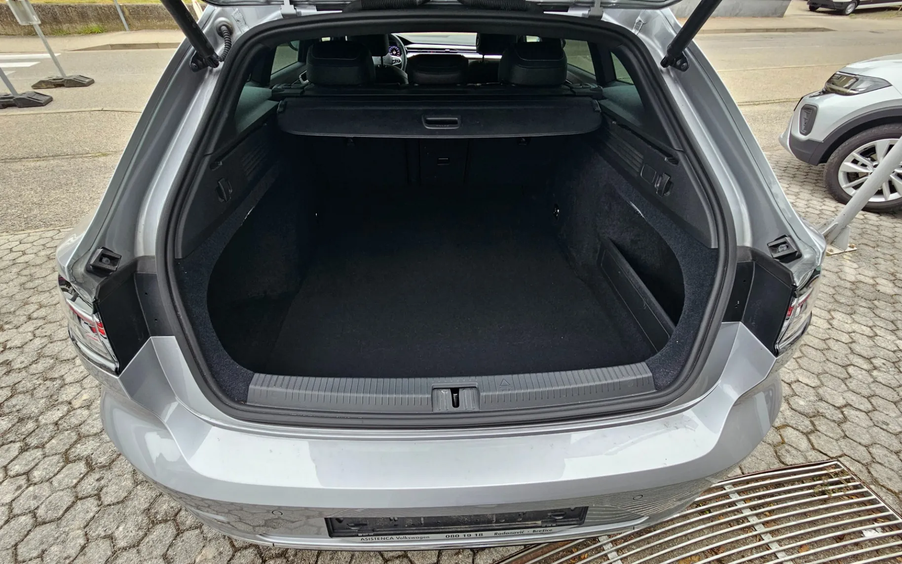 Zunanja slika - Volkswagen Arteon - 2.0 TDI BMT R-Line DSG - 6