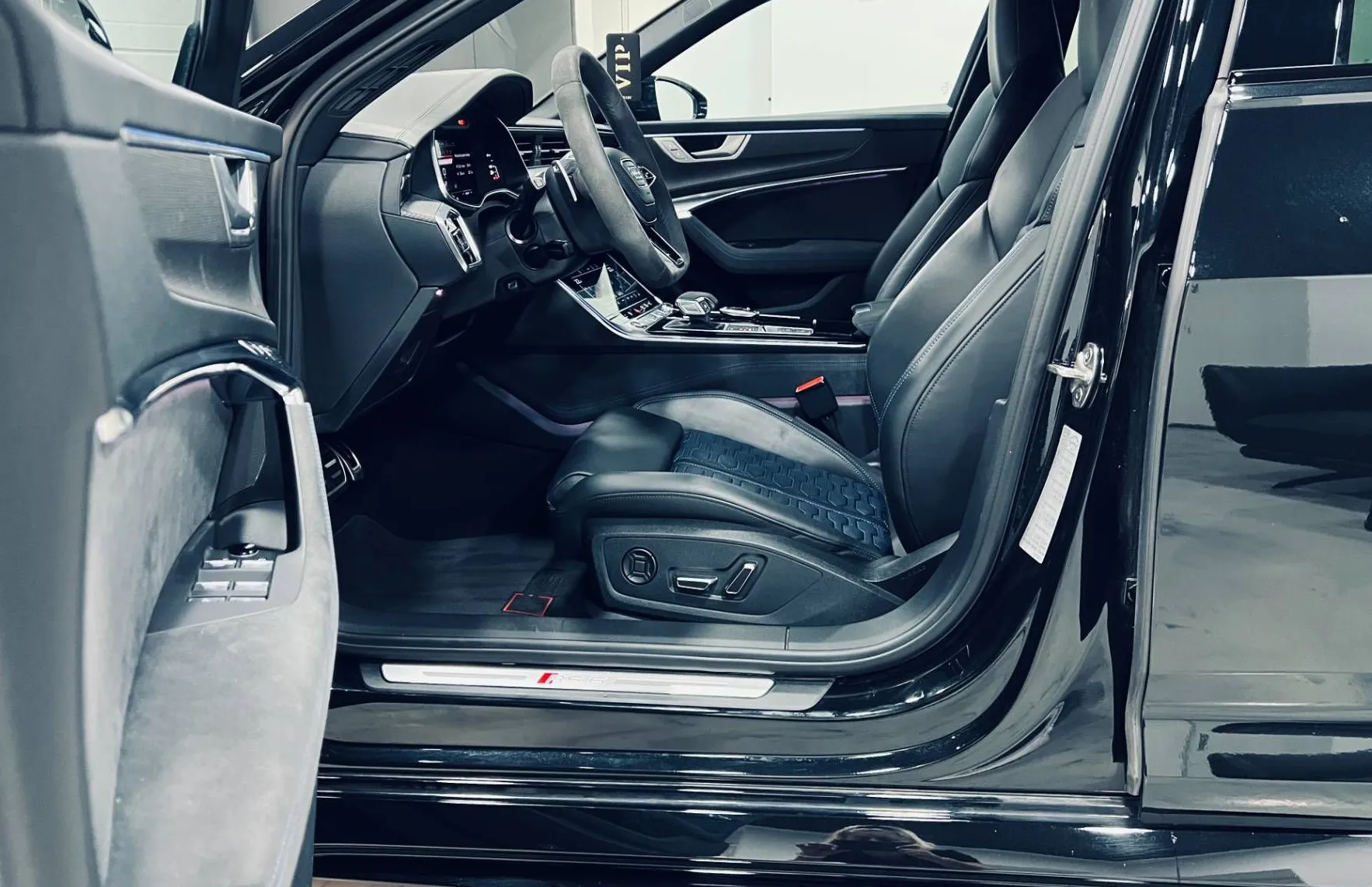 Zunanja slika - Audi RS6  - Avant Perform.TFSI quattro tiptronic 463kW... - 8