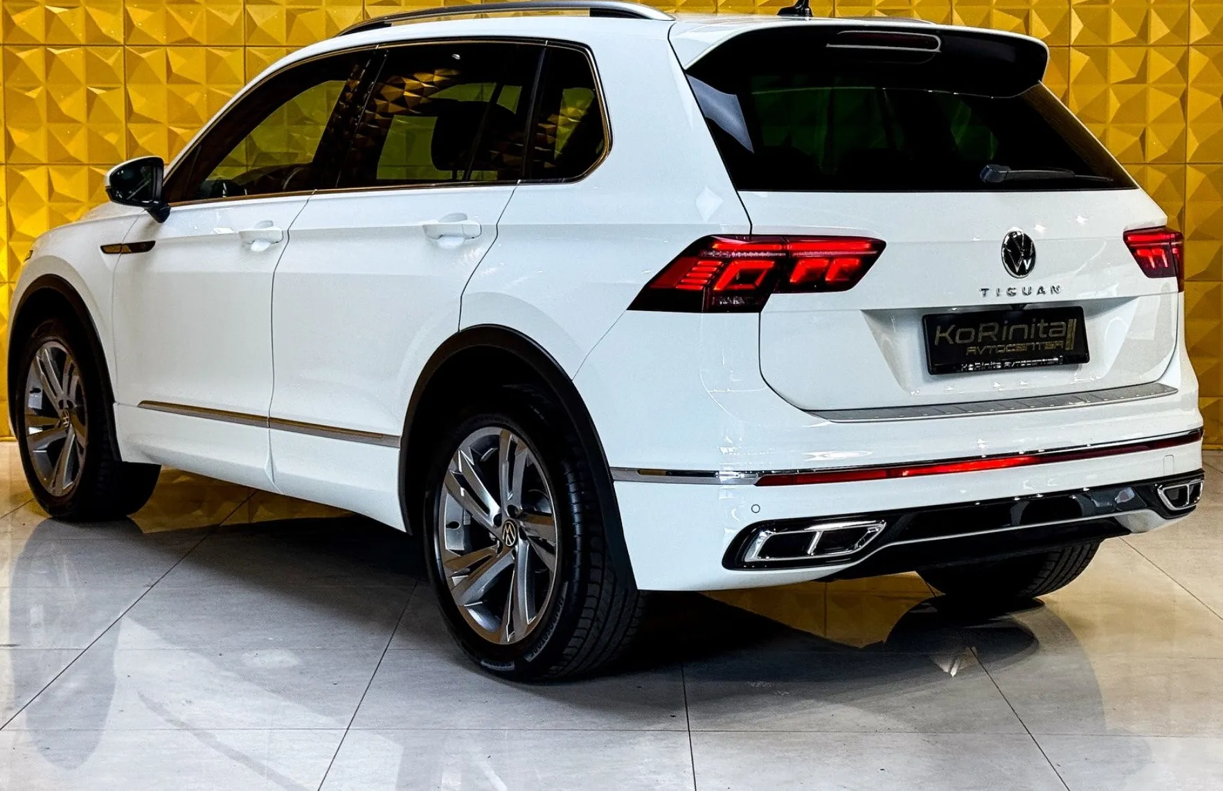 Zunanja slika - VW Tiguan - 2.0 TDI 4MOT-R Line-iQ LED-HEADUP-VIRTUAL-KEYLESS - 7