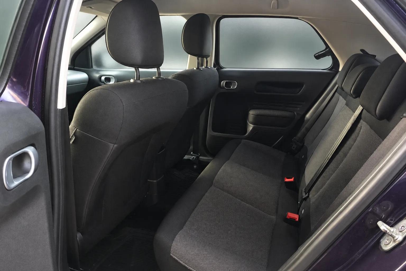 Notranja slika - Citroën C4 Cactus - 1.2 PureTech-ODLIČEN-KOT NOV-GARANCIJA-KAMERA - 12