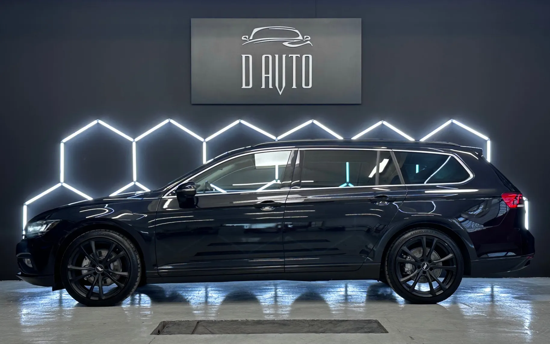 Zunanja slika - VW Passat Variant - 2.0 TDI  DSG+KAMERA+NAVI+KLJUKA+ACC+F1... - 4