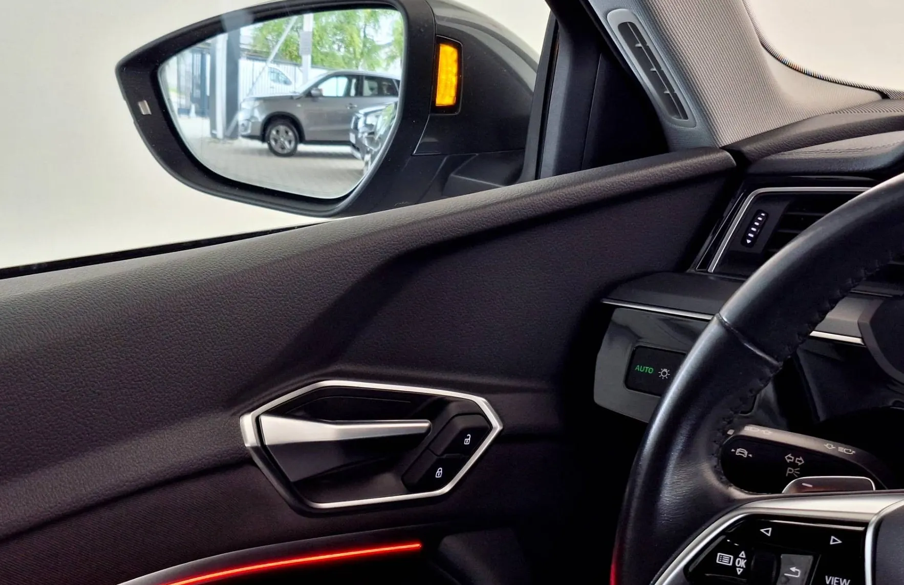 Zunanja slika - Audi e-tron - 50 quattro S line•VIRTUAL•MRTVI KOTI•ALU20•MATRIX• - 16