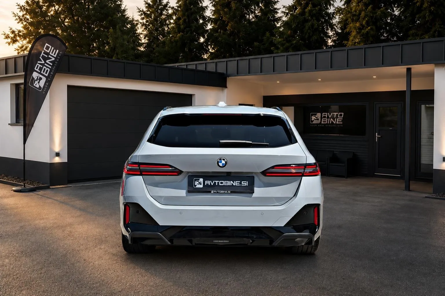Zunanja slika - BMW serija 5 Touring: - 520d XDRIVE•NARDO GREY•M PAKET PRO•KOT NOV•GARAN.. - 5