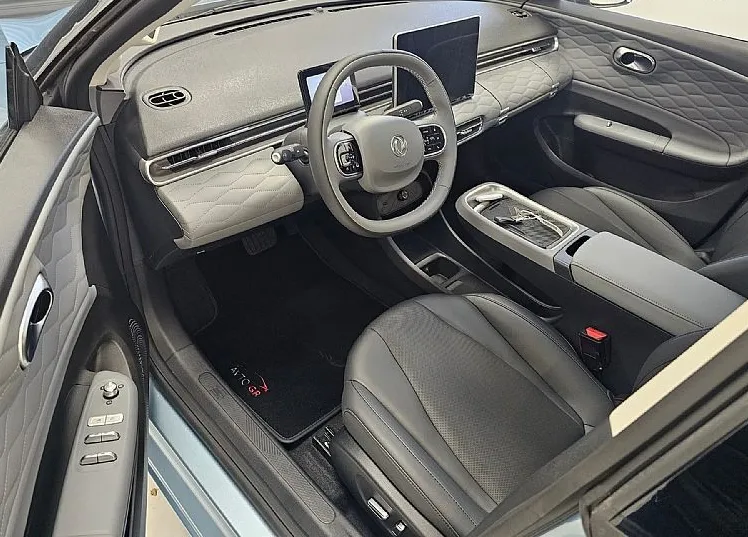 Zunanja slika - Dongfeng Box - 42.3 kWh 70 kW- Gray Black Interior-7.200E Subvenc - 4