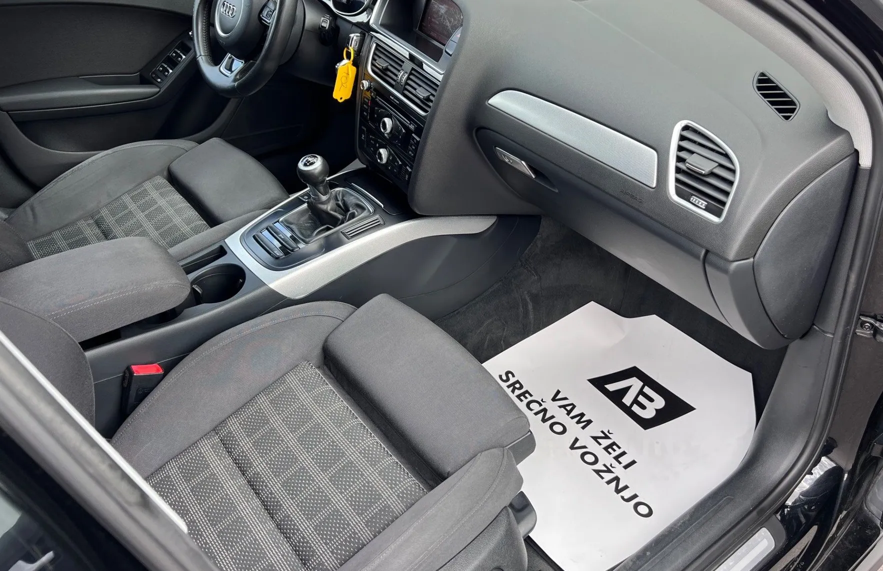 Zunanja slika - Audi A4 - Avant 2.0 TDI S-LINE+Style Sport 110  150 +ACC+AUTOHOLD - 15