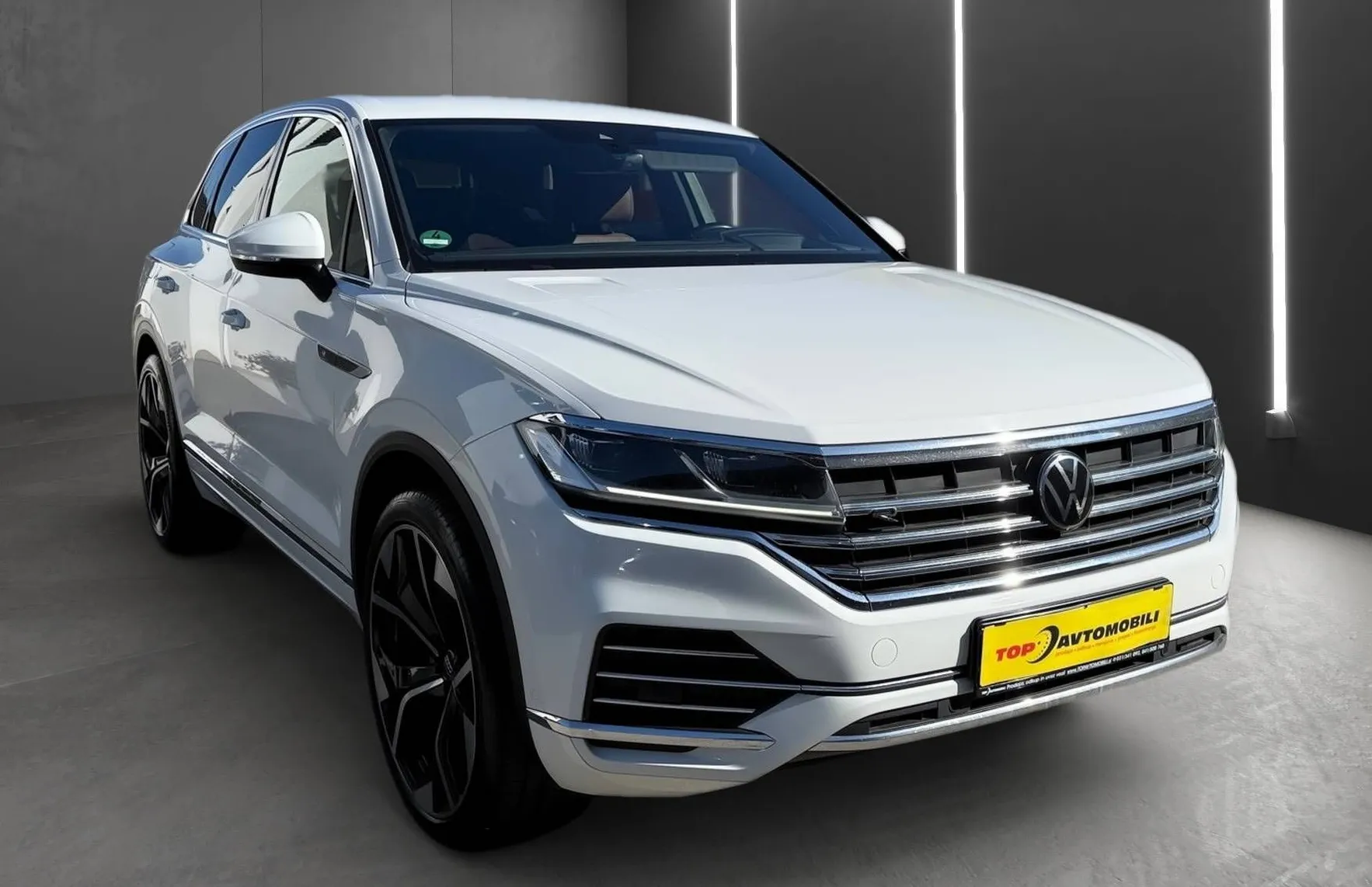 Zunanja slika - VW Touareg - V6 TDI R-LINE FULL LED NAVI ACC MEMORY GR.SEDEŽEV - 6