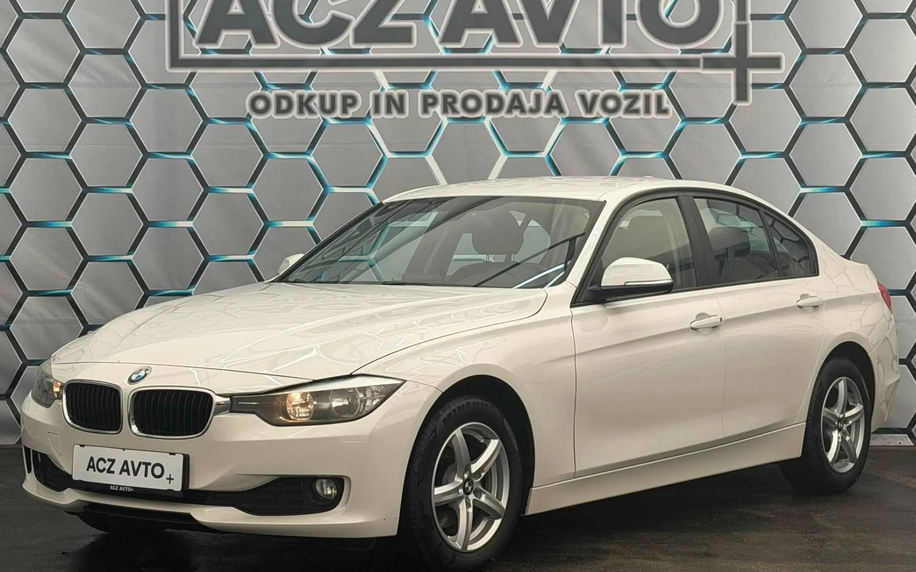 Zunanja slika - BMW serija 3: - 316D•SLO•DIGI KLIMA•LIMUZINA•PDC SENZORJI•KREDIT•. - 3