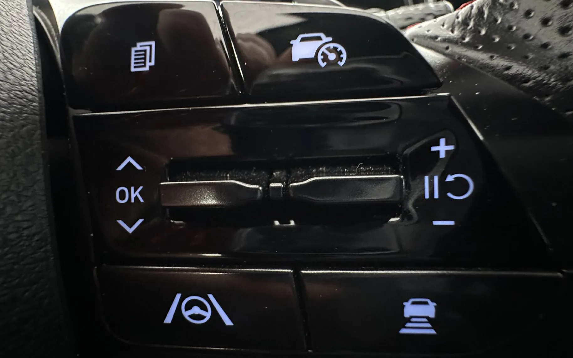 Zunanja slika - Hyundai Tucson - 4WD 1.6 T-GDI  Premium Avt.NEMŠKI+4ALU.KAMERA - 11