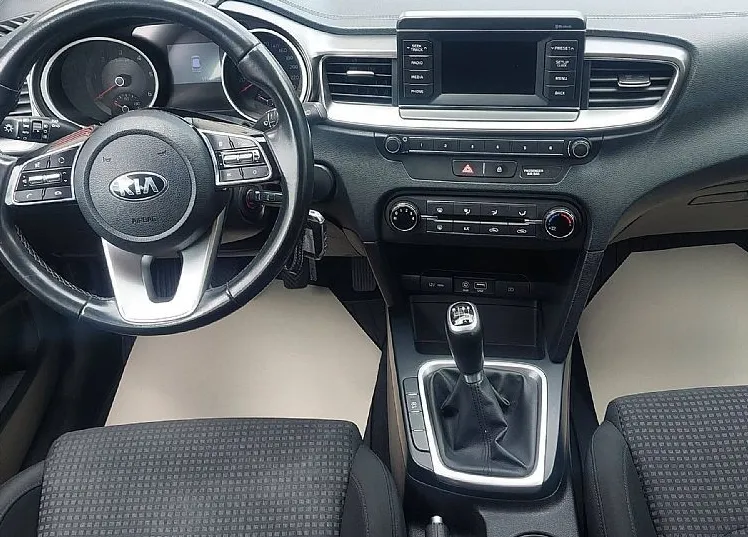 Zunanja slika - KIA Ceed - SW 1.6 CRDi 85kW M T ISG LX Edition - 6