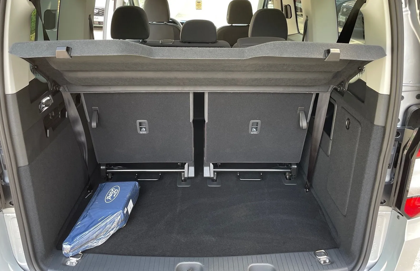 Zunanja slika - Ford Tourneo Connect - TITANIUM 1.5 EcoBoost 115KM A7 L2 7 SEDEŽI - 9