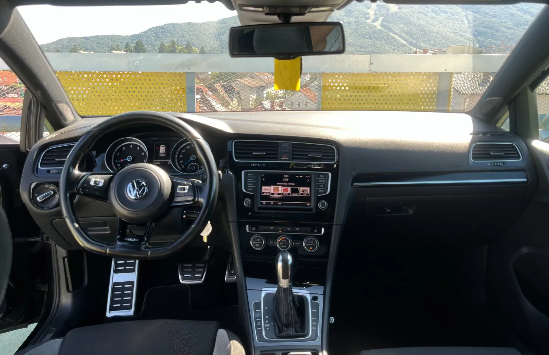 Zunanja slika - Volkswagen Golf - R 4motion BMT DSG - 10