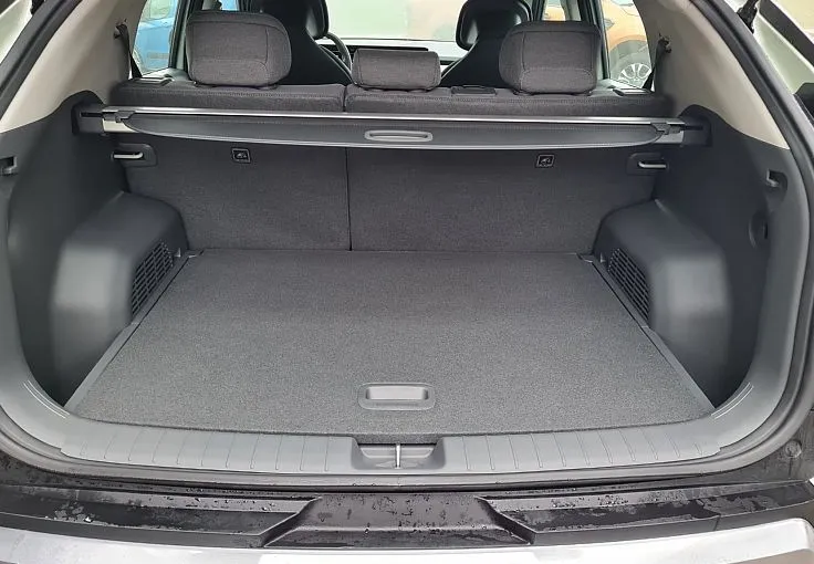 Zunanja slika - KIA EV3 - 58.3 kWh baterija. 150 kW  204 KM  Star - 11