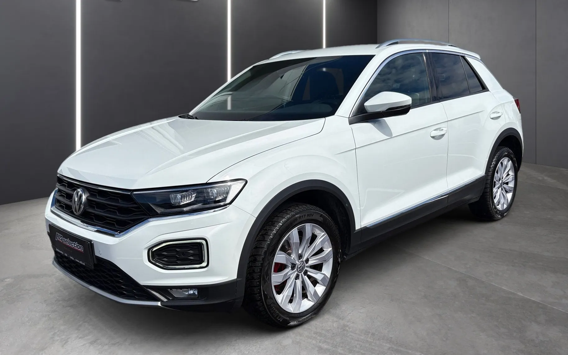 Zunanja slika - Volkswagen T-Roc - 1.5 TSI Sport-SLO-Full LED-Drive Mode-Vl.kljuka - 1