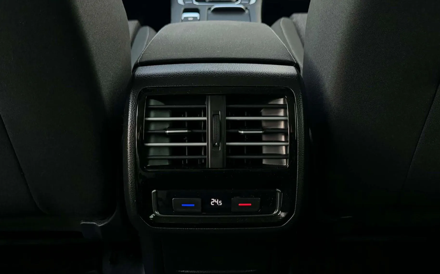Zunanja slika - VW Passat - Variant 2.0 TDI-DSG-H LINE-NAVI-4X KLIMA-LIZING ZA TUJCE- - 13
