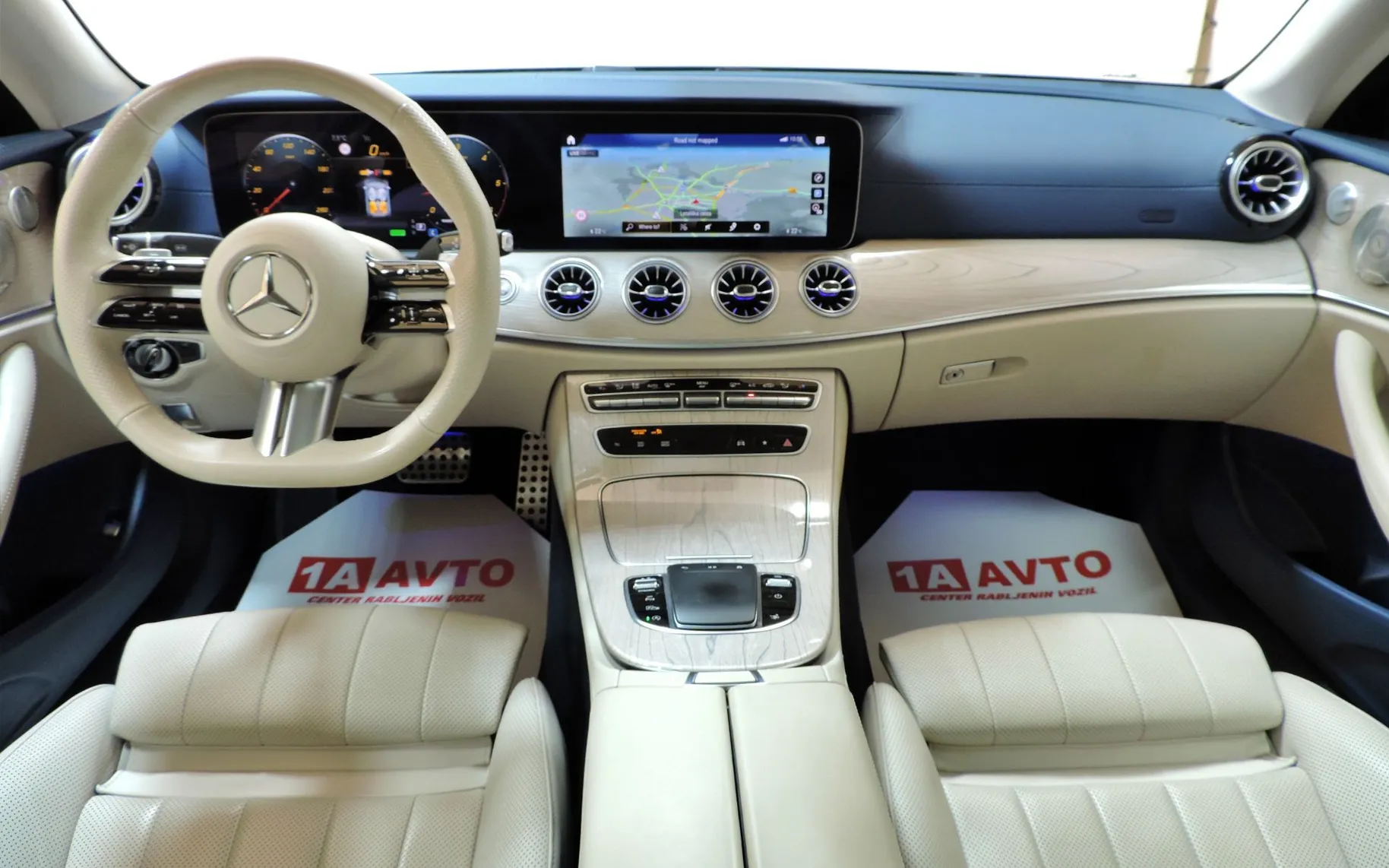 Zunanja slika - Mercedes-Benz E-Razred - 300d 4-MATIC AUT. - 31
