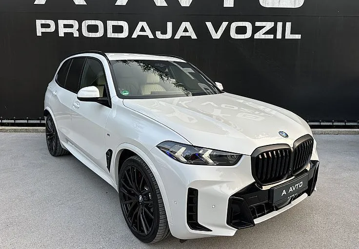 Zunanja slika - BMW X5 - serija : xDrive50e-MSPORT-INDIVIDUAL-ALCANTARA STROP-H K-22 - 2