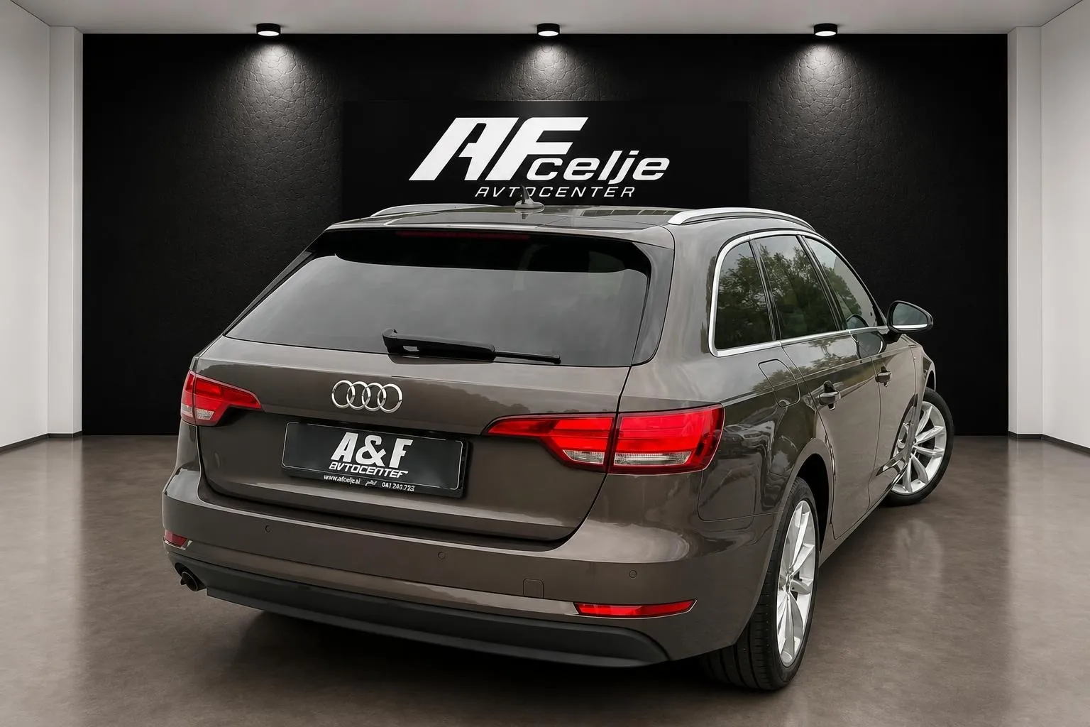 Zunanja slika - Audi A4 Avant - 2.0 TDI-AUT-XENO+LED-NAVI-LIZING ZA TUJCE-PDC - 4