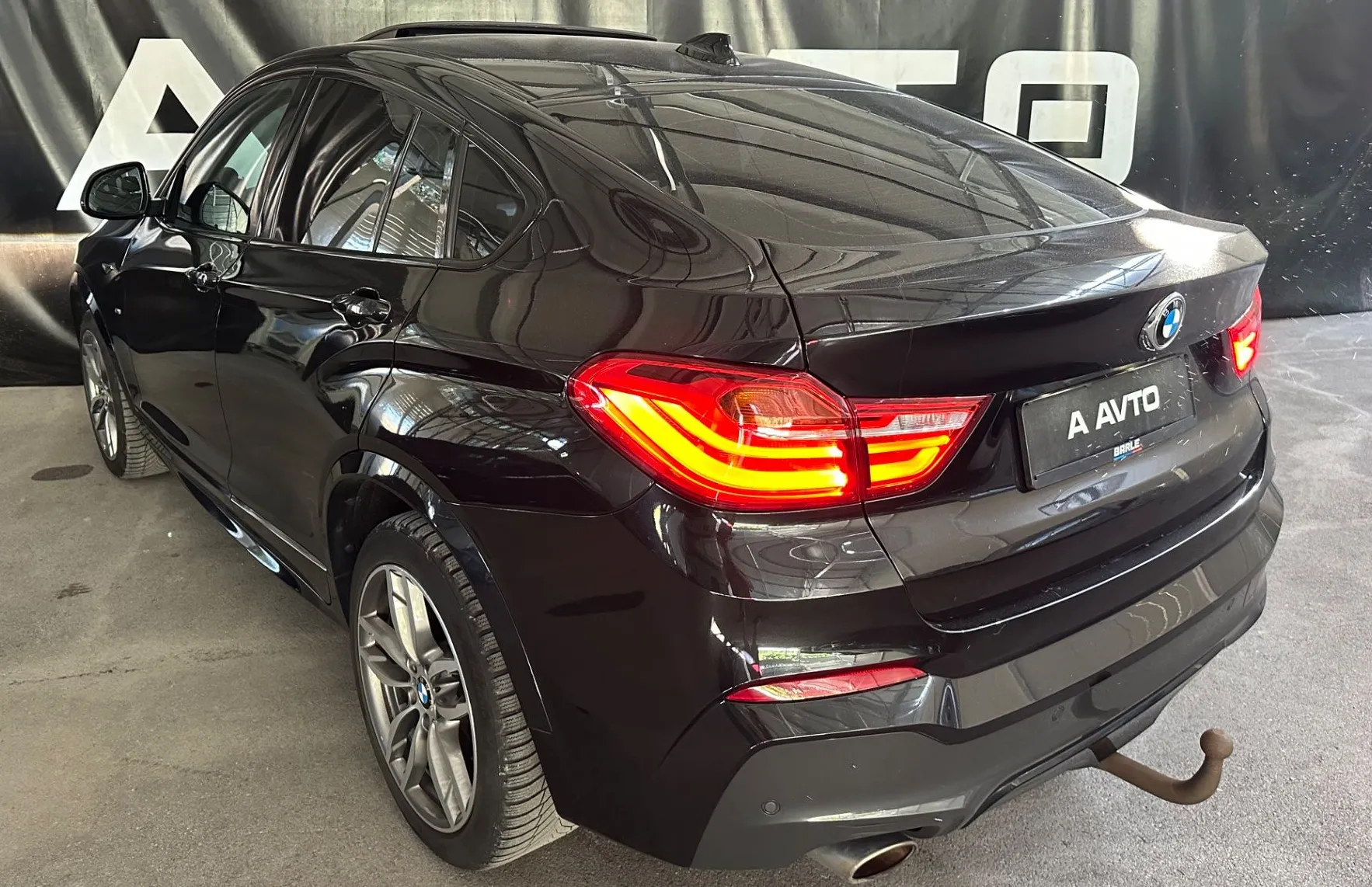 Zunanja slika - BMW X4 - serija : xDrive 20d M Sport Avt.-HUD-USNJE-KAMERA-VK-19COL - 5