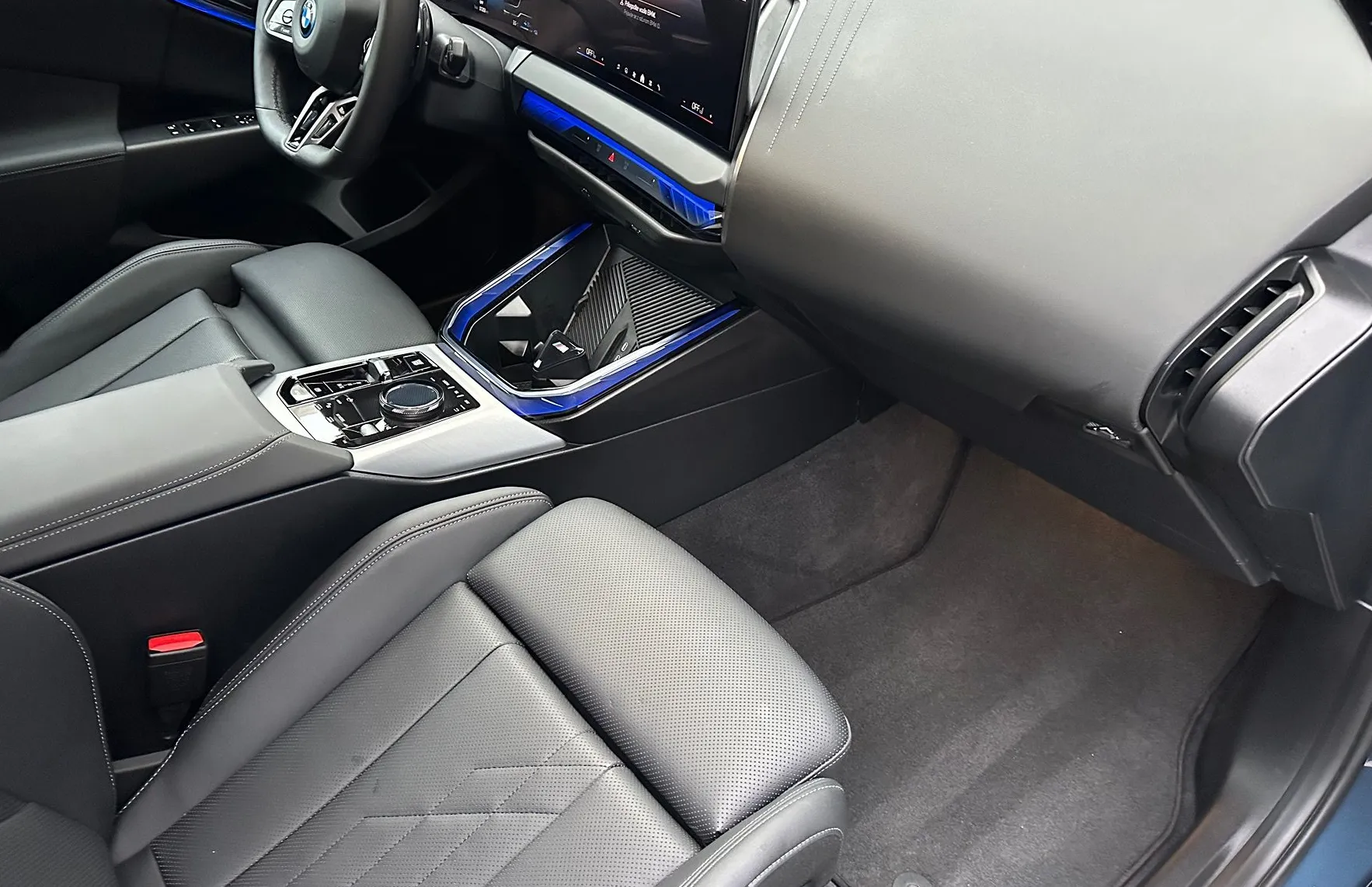 Zunanja slika - BMW X3 - serija :  30e xDrive  AT -HARMAN-PANORAMA-KAM360-20COL... - 10