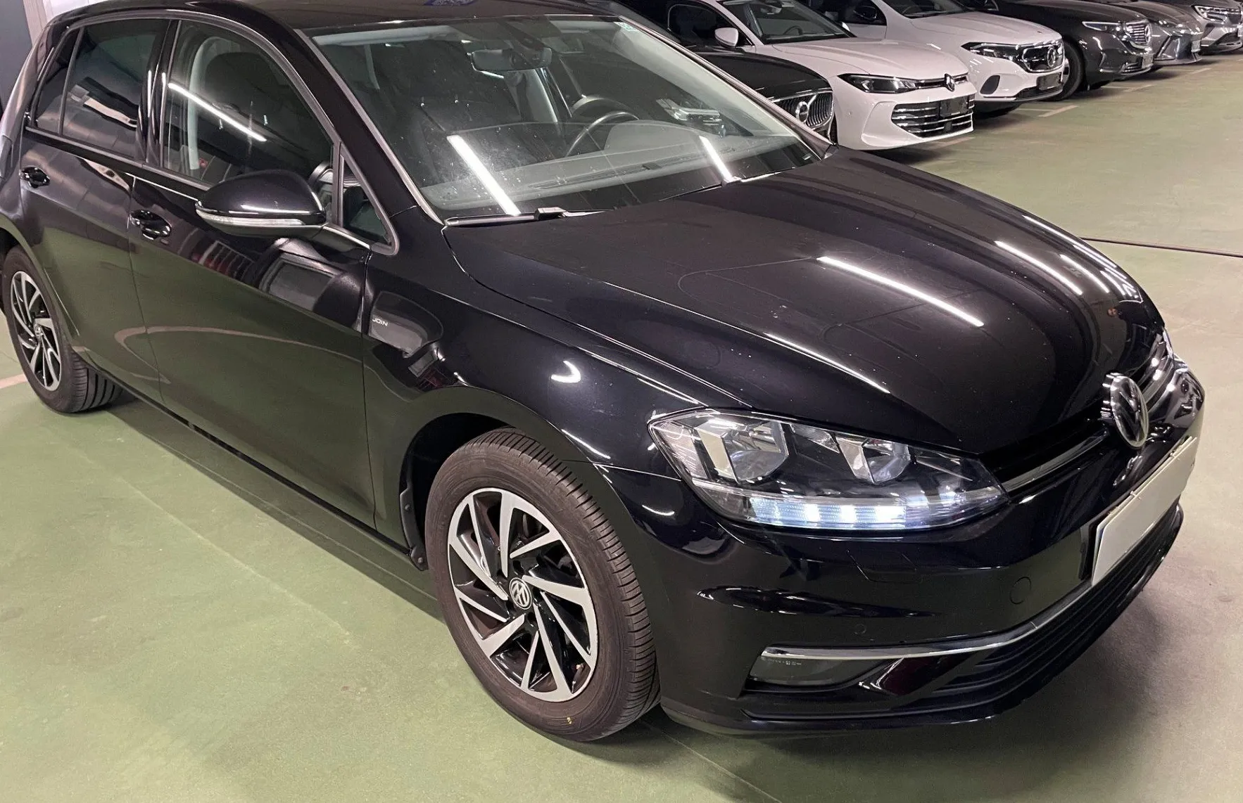 Zunanja slika - Volkswagen Golf - 2.0 TDI BMT Comfortline DSG PDC 2X.OGR. SEDEŽI. - 3