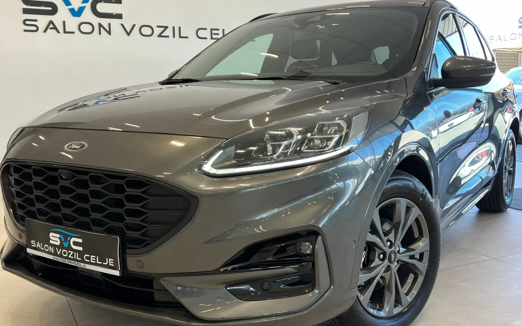 Zunanja slika - Ford Kuga - ST-LINE 2.5 Duratec Hybrid 140kW FHEV - 1