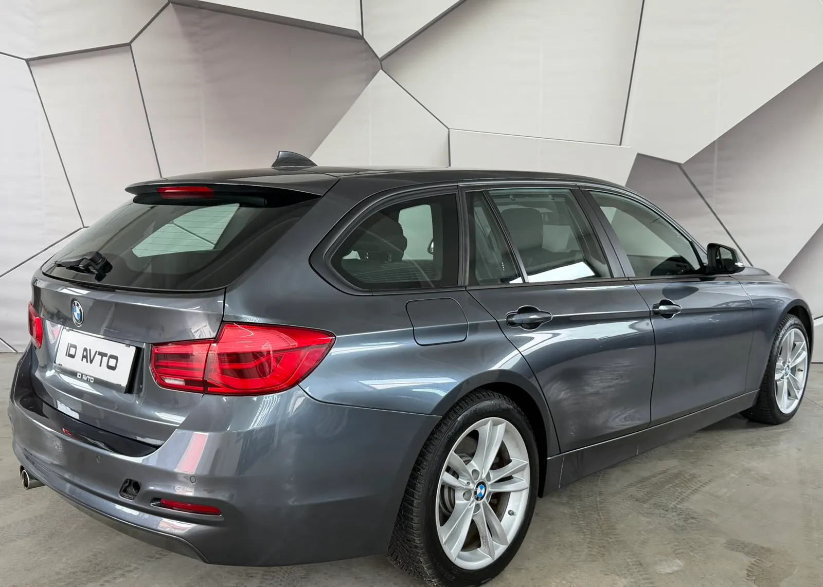 Zunanja slika - BMW Serija 3 - 335d xDrive Touring Avt. - 3