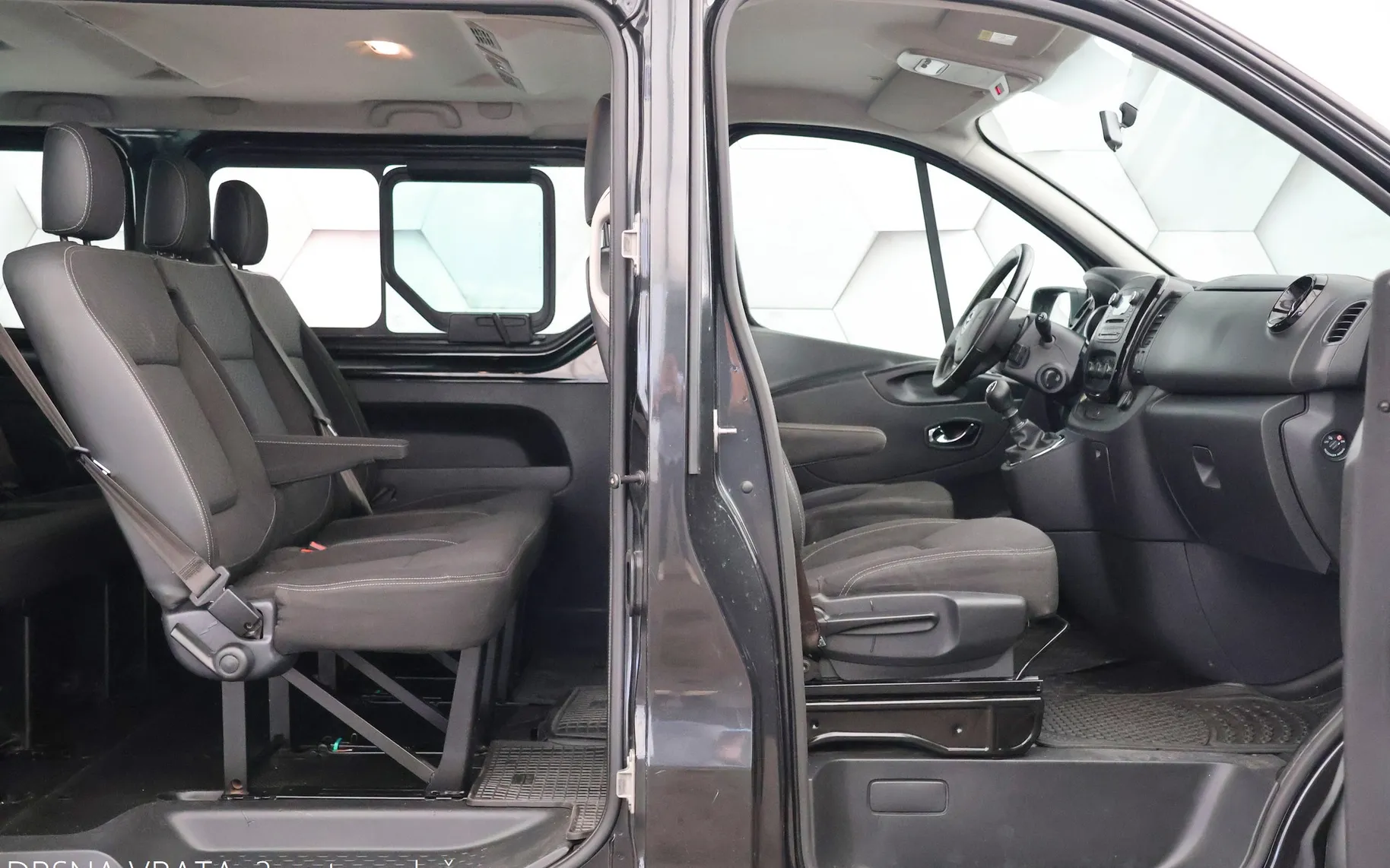 Zunanja slika - Opel Vivaro - 1.6 CDTi - 10
