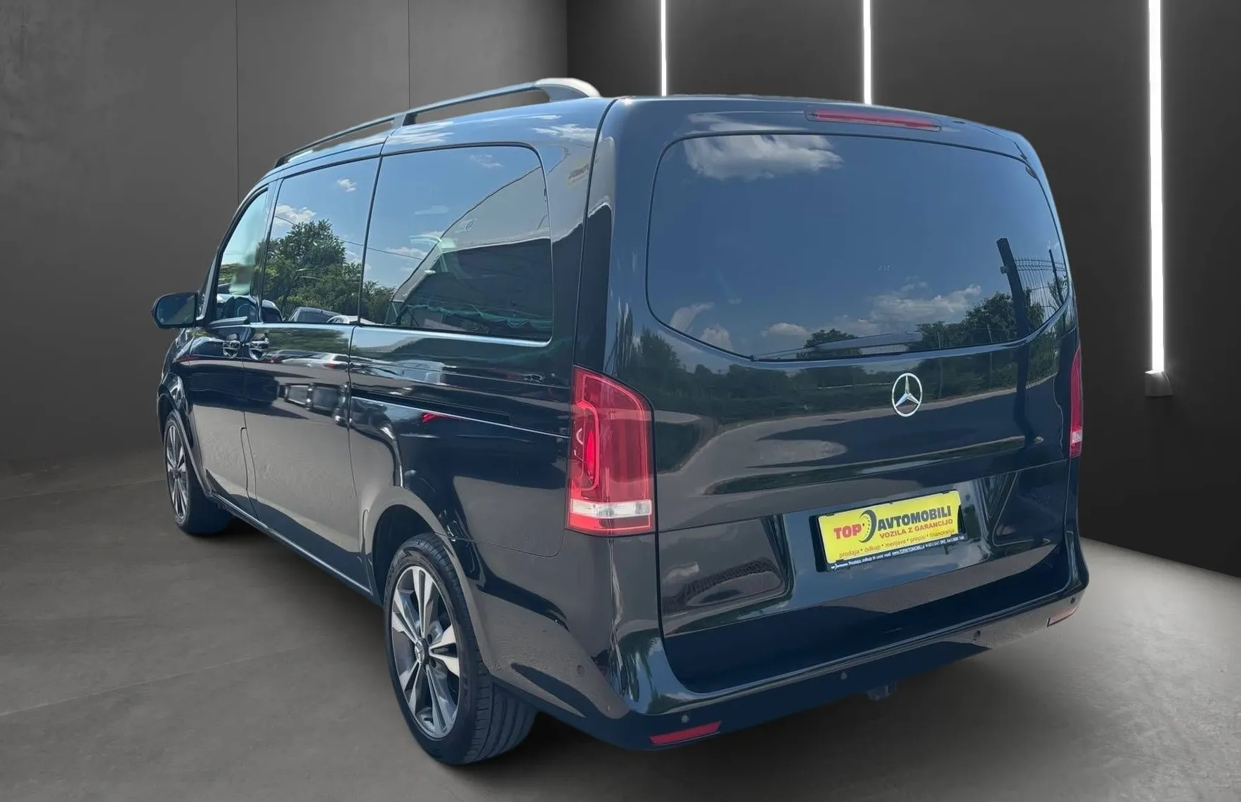 Zunanja slika - Mercedes-Benz V-Razred - V 250d DOLGI AMG-LINE FUL LED NAVI TEMP KAM - 4