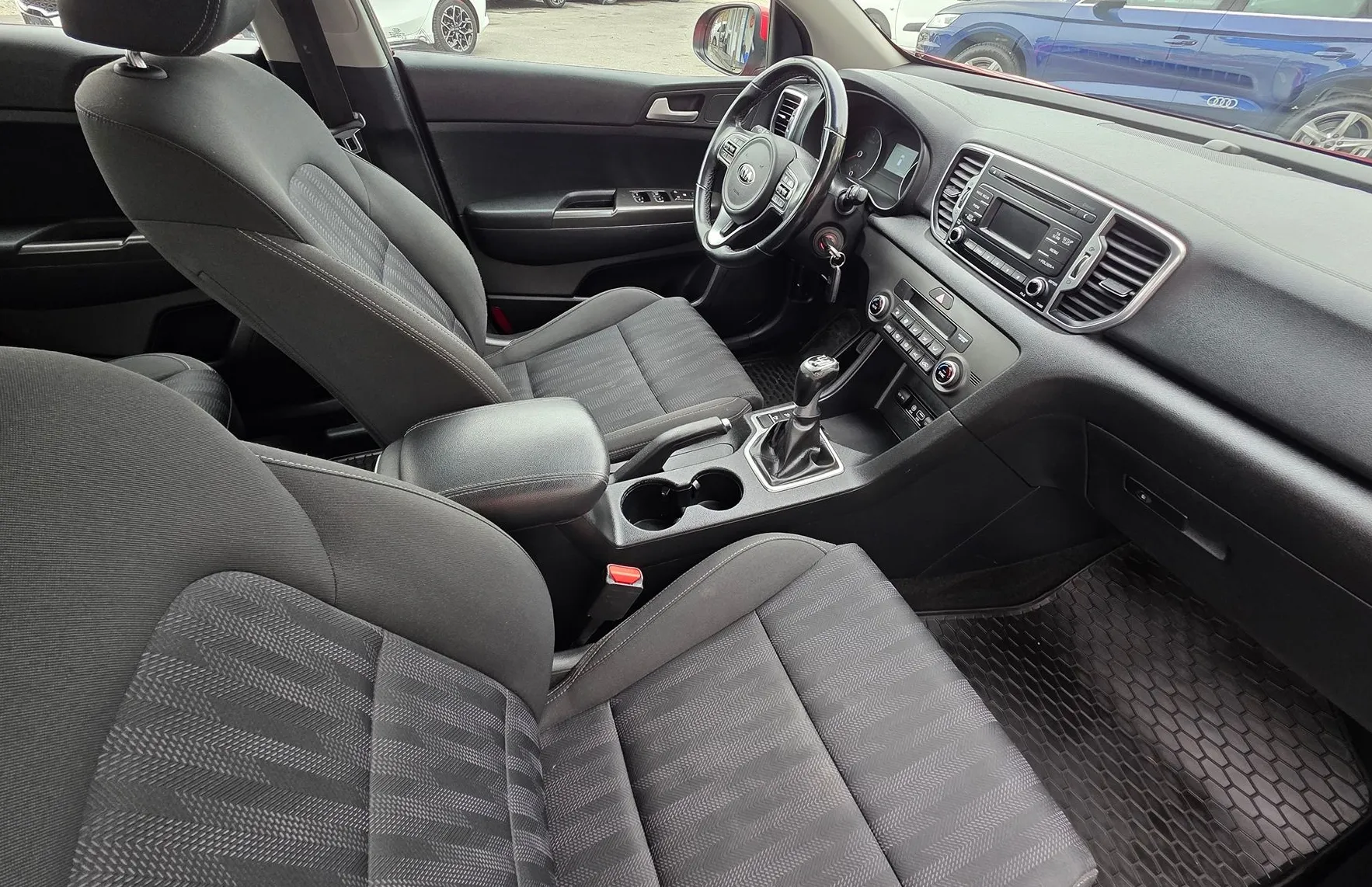 Zunanja slika - KIA Sportage - 2WD 1.6 GDI ALU PLATIŠČA-MF-SLOVENSKA-1.LASTNIK - 11