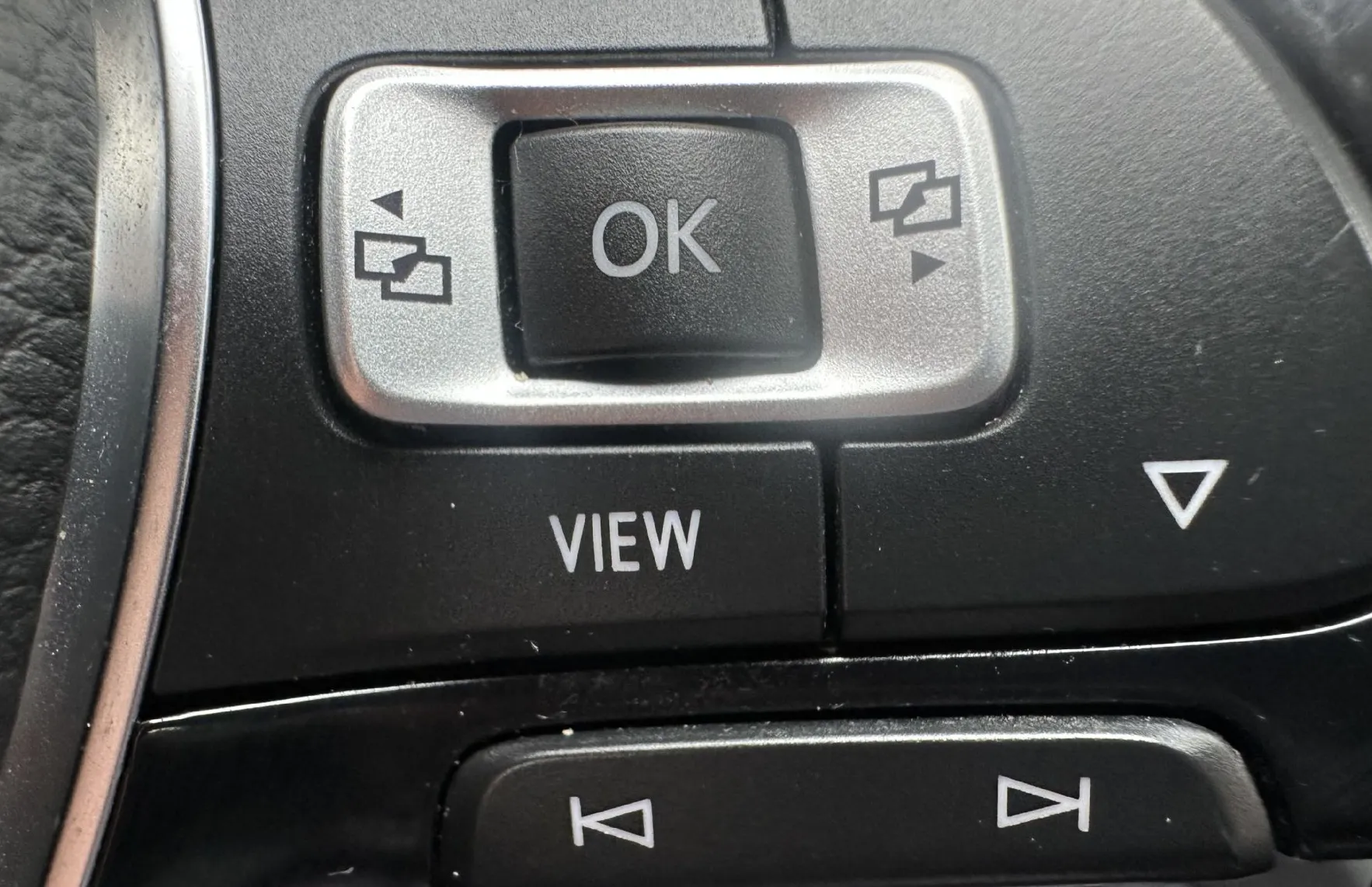 Zunanja slika - Volkswagen Tiguan - 1.5 TSI ACT BMT R-Line DSG.Highline 110kW.KAMERA - 11