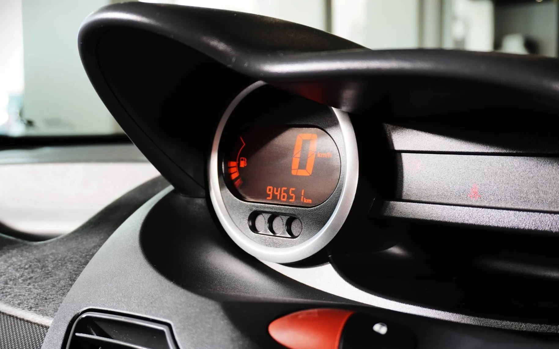 Zunanja slika - Renault Twingo - Dynamique 1.2 16V LEV + 1. LASTNIK + SLOVENSKI - 13