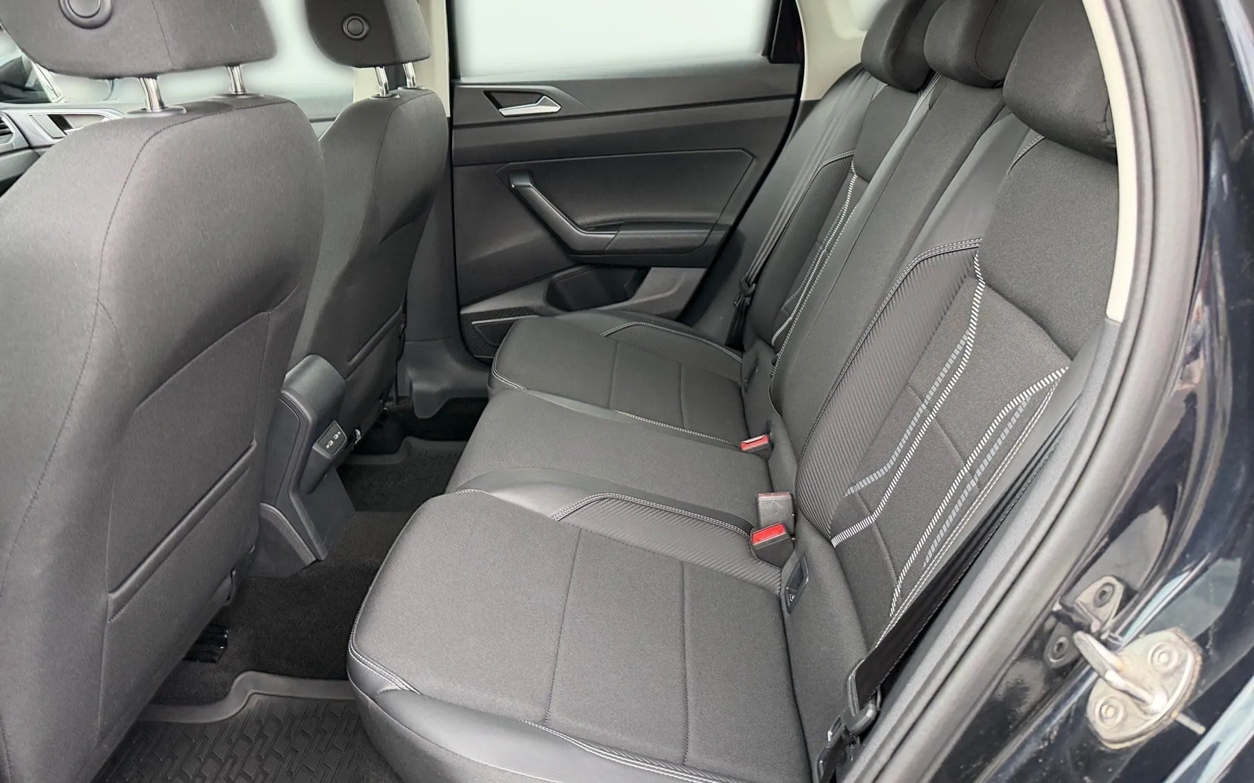 Notranja slika - Volkswagen Taigo - 1.0 TSI Style DSG-ACC-PDC-Vzvr.kamera-AppConnect.. - 11