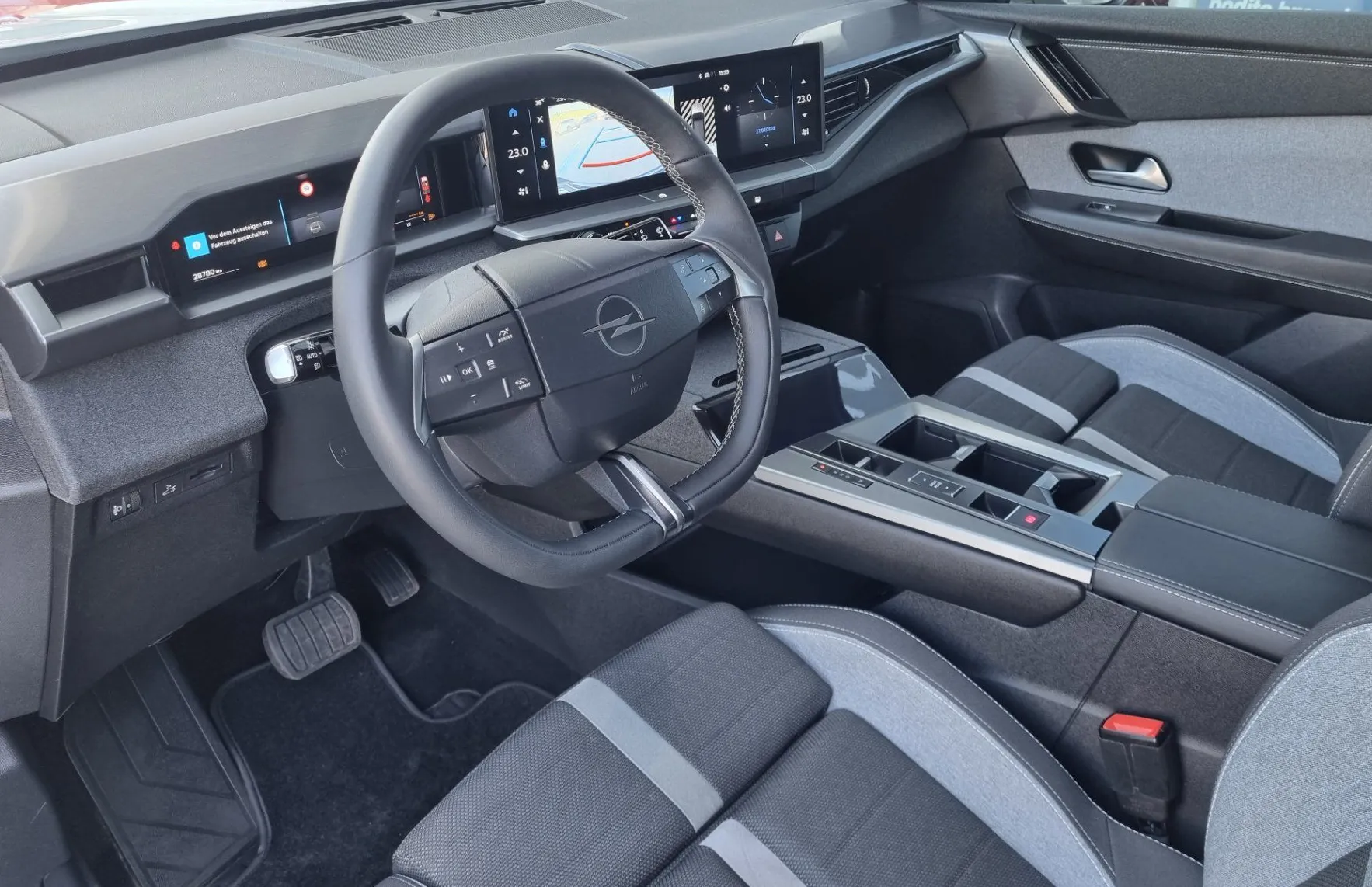 Zunanja slika - Opel Grandland - 1.2 MHEV Avtomatik - SAMO 28.780km - TOP OPREMA - 9