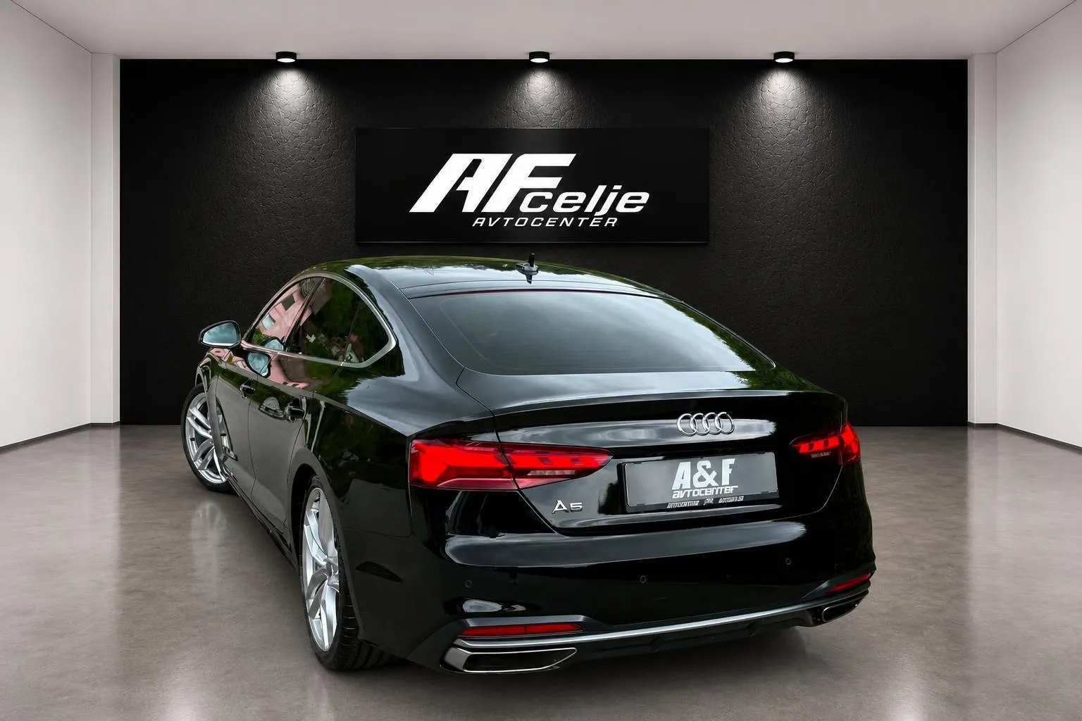 Notranja slika - Audi A5 Sportback - 2.0 TDI-AUT-FUL LED-NAVI-LIZING ZA TUJCE-ODLIČEN-. - 7