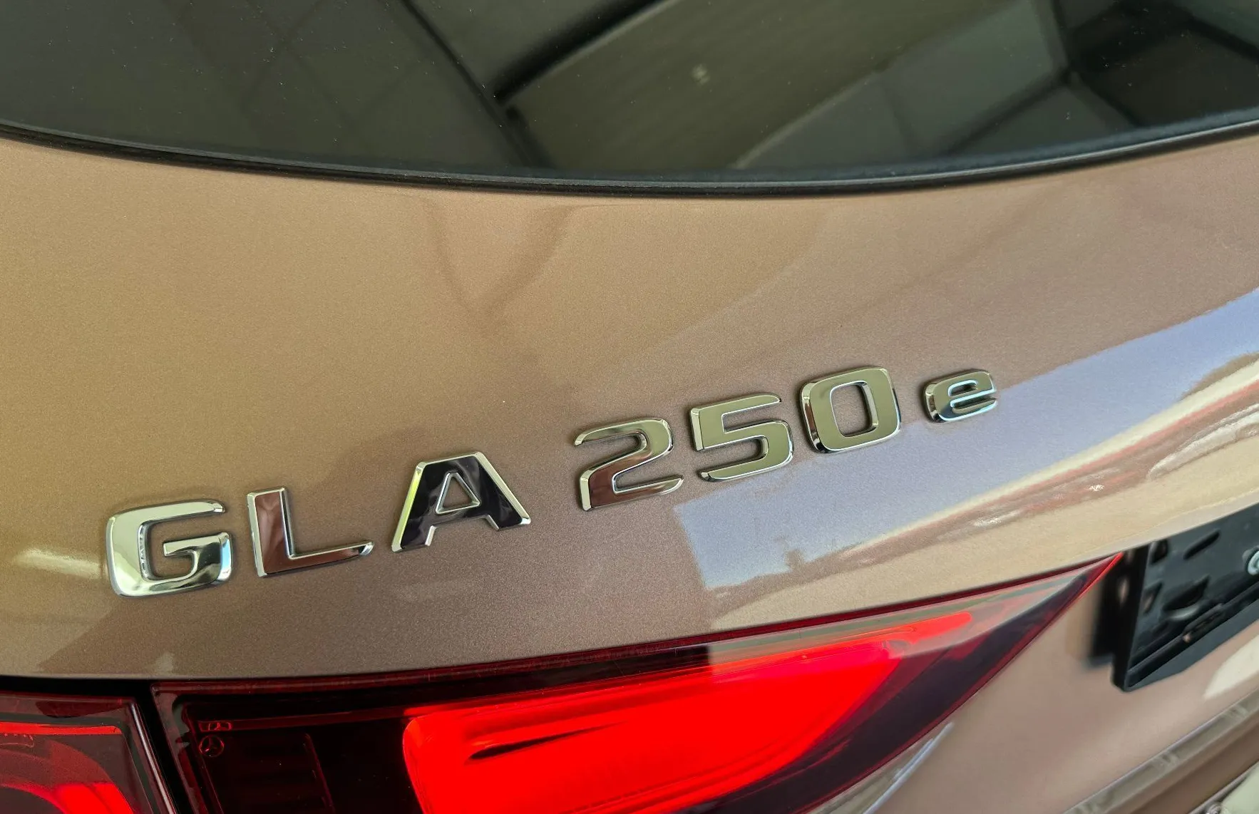 Zunanja slika - Mercedes-Benz GLA-Razred - 250 e Avt.KAMERA.NAVI.ACC.LED.USNJE.SAMO 49.000 KM - 8