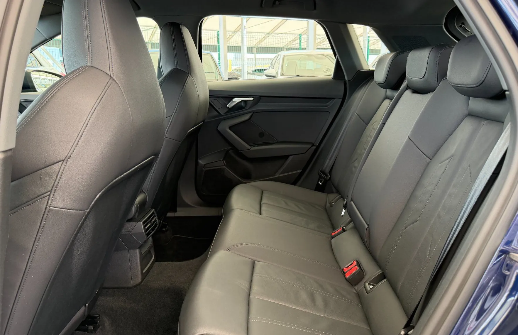 Zunanja slika - Audi A3 - 35 TDI Sportback S line S tronic USNJE-LED - 10