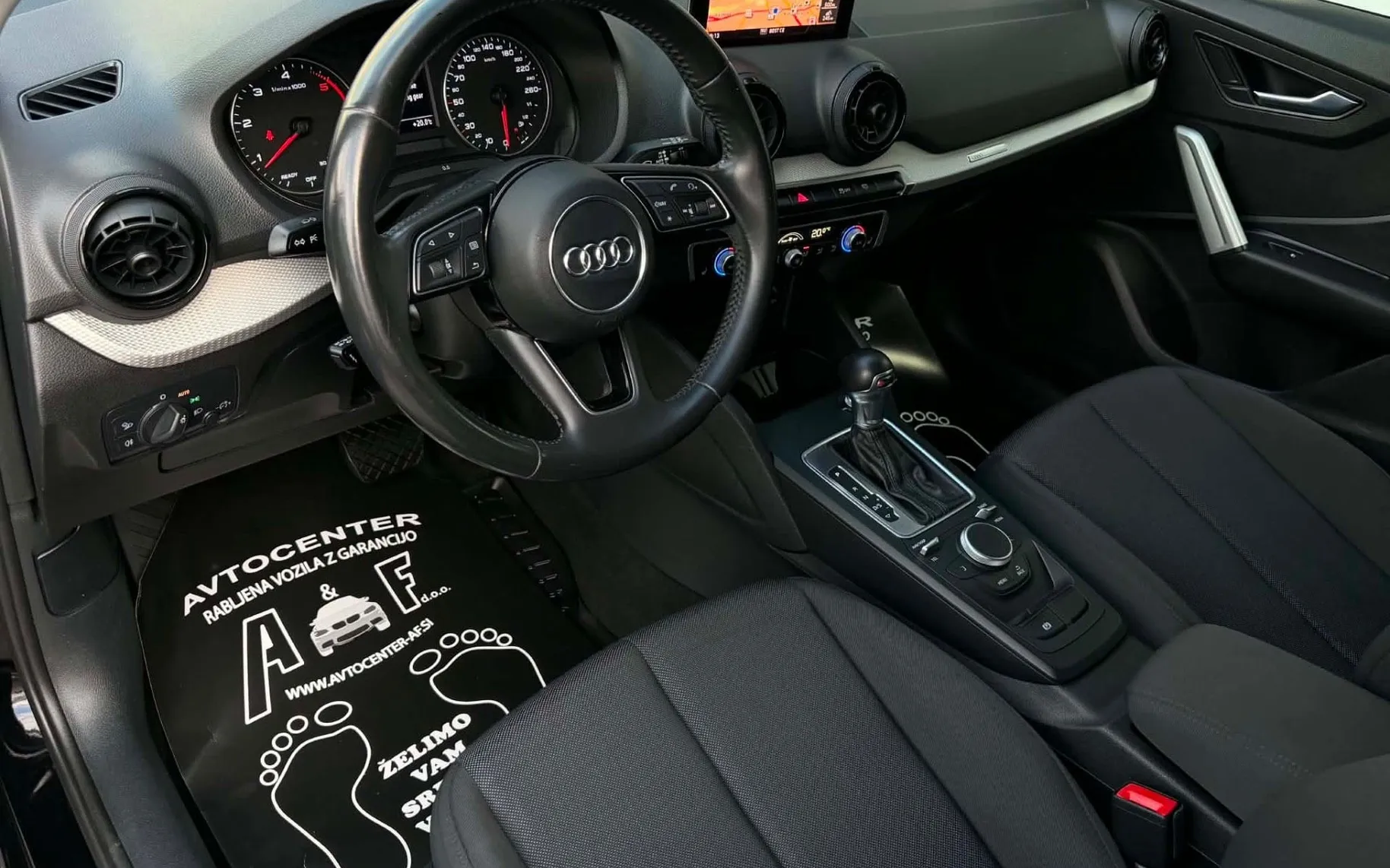 Notranja slika - Audi Q2 - 1.6 TDI-S TRONIC-XENON+LED-LIZING ZA TUJCE-NAVI-.. - 18