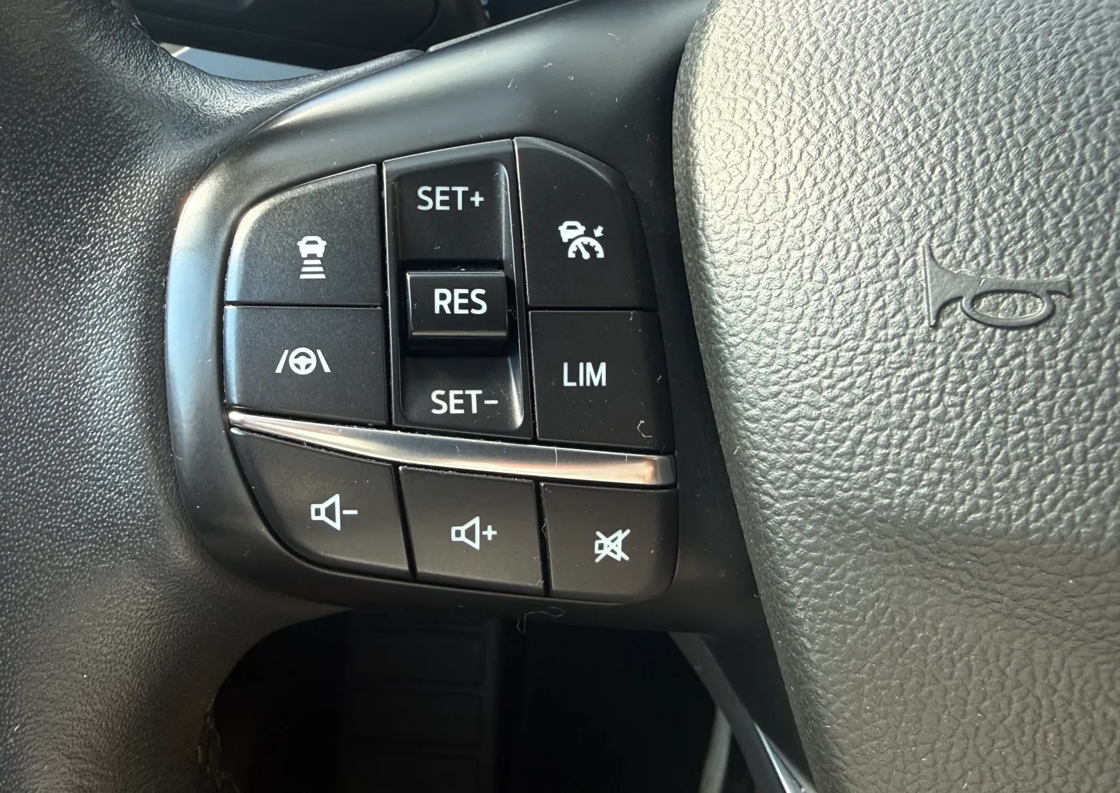 Zunanja slika - Ford Focus - 1,5 EcoBlue TITANIUM - 13
