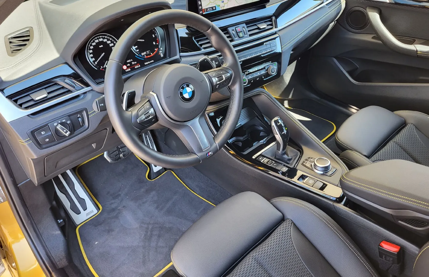 Zunanja slika - BMW X2 - serija : xDrive20d AT  M-Sport Cena novega 61000 EUR - 11