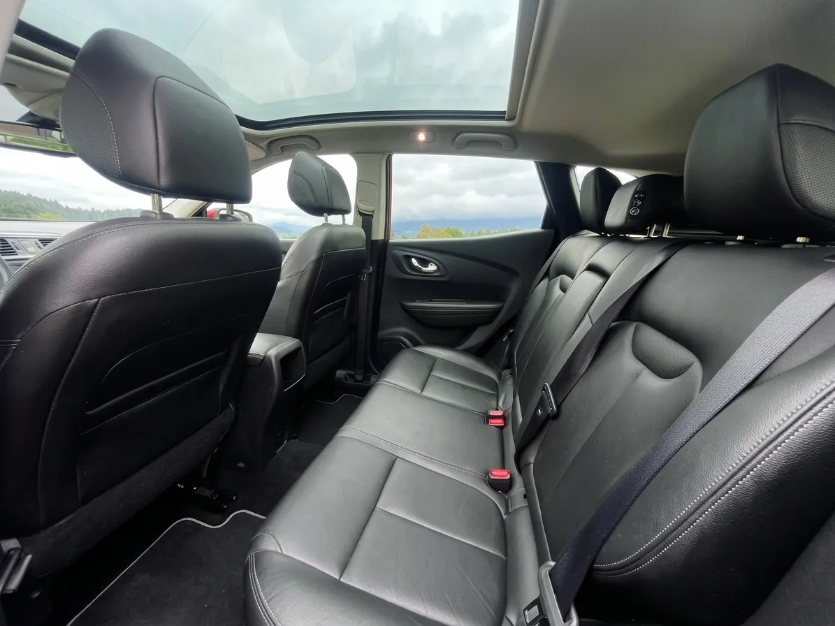 Notranja slika - Renault Kadjar - dCi 130 Energy Bose Edition - 11